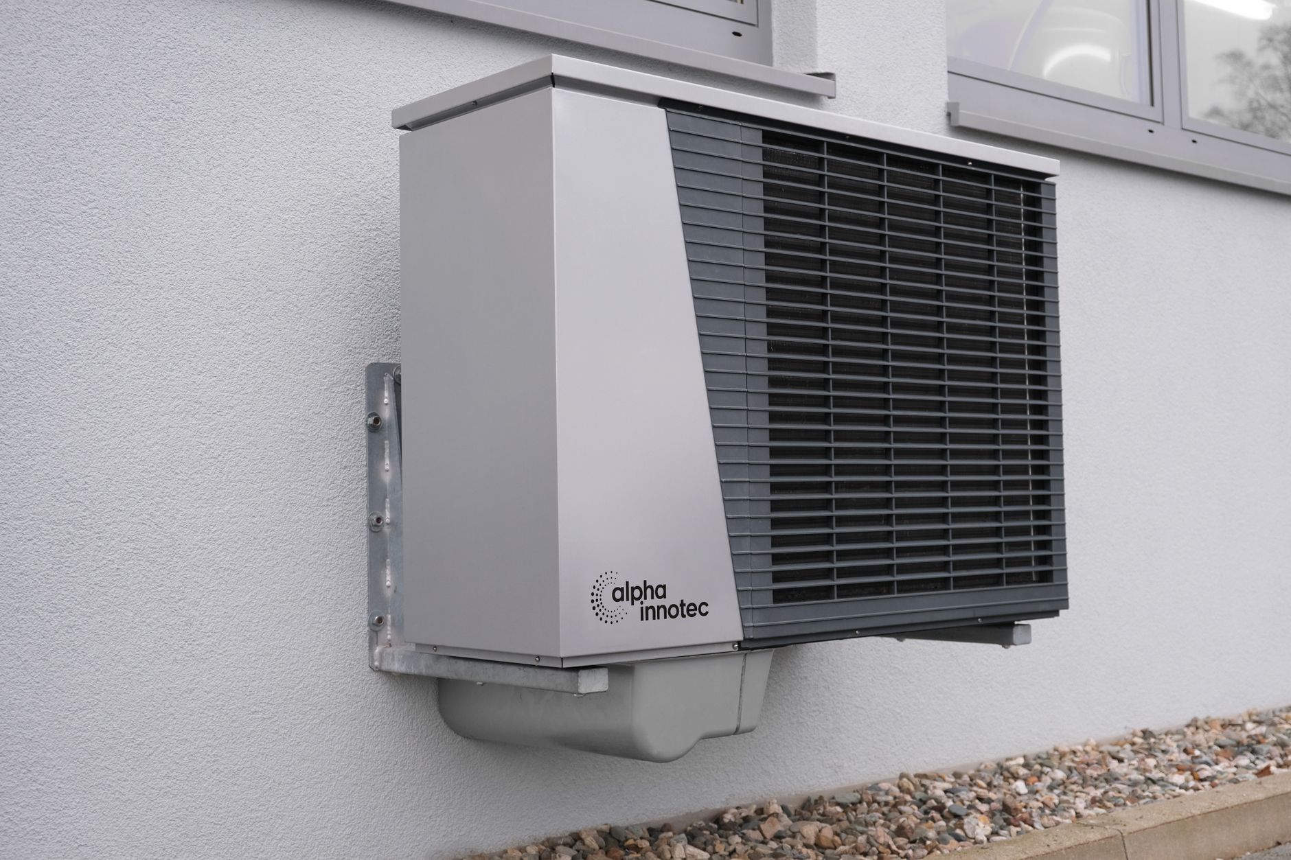 Toplotna črpalka HeatFlow Aero 9